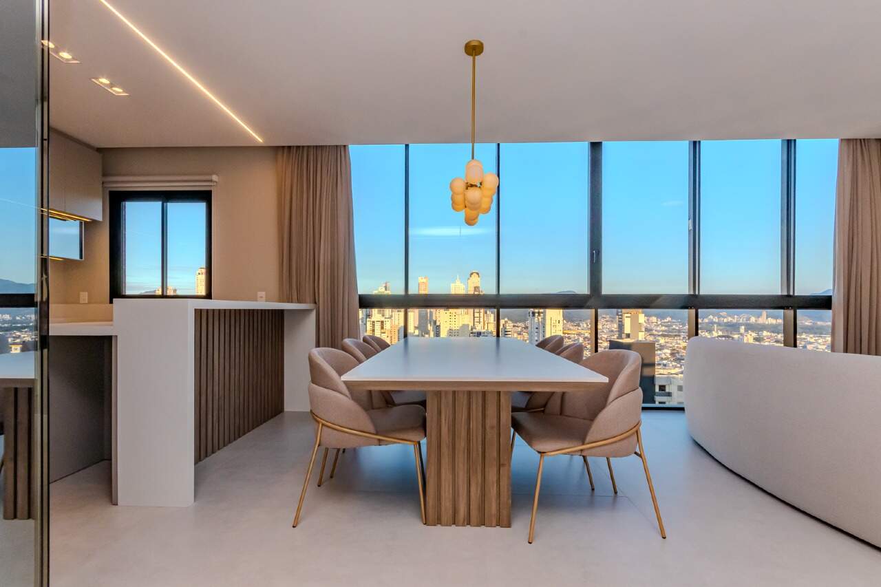 Foto do imóvel Apartamento no Edifício Soho Village á venda com 04 Dormitórios no Centro de Balneário Camboriú