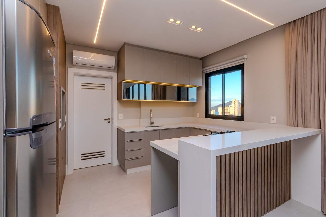 Foto do imóvel Apartamento no Edifício Soho Village á venda com 04 Dormitórios no Centro de Balneário Camboriú