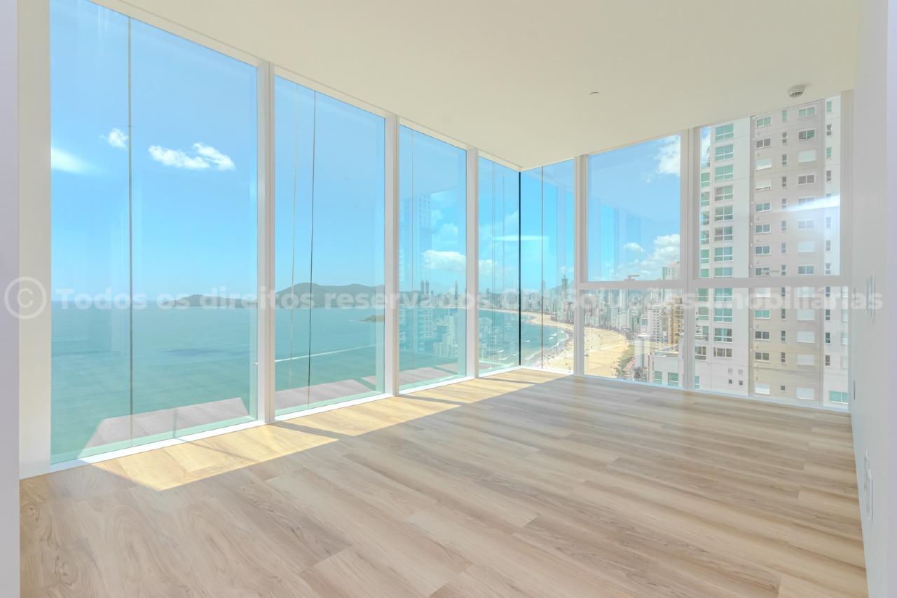 Foto do imóvel Apartamento frente mar à venda no Edifício Boreal Tower com 4 suítes e 4 vagas de garagem na valorizada Barra Norte de Balneário Camboriú