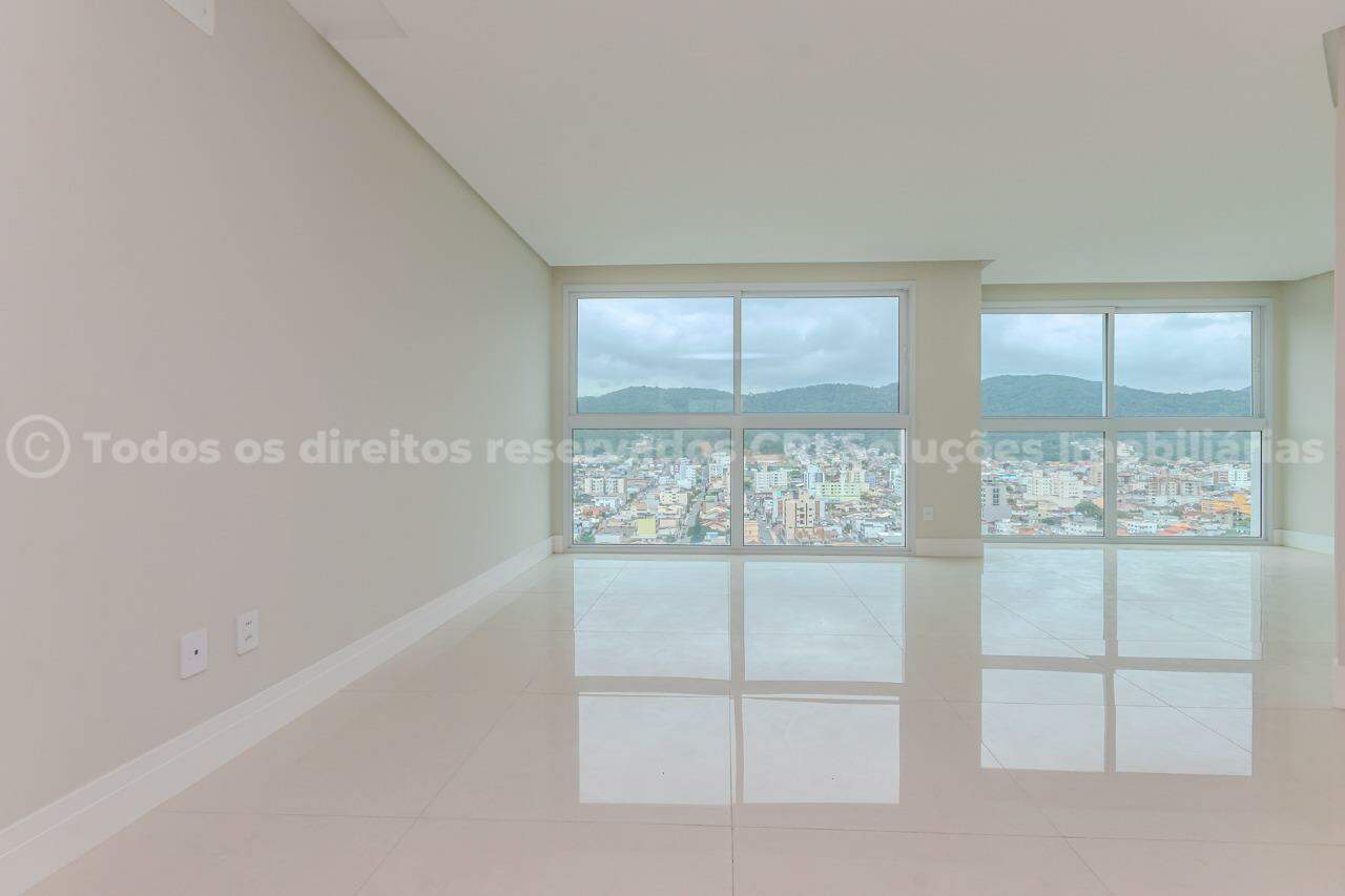 Foto do imóvel Apartamento a venda no Edifico Falcon Tower no centro de Balneário Camboriú