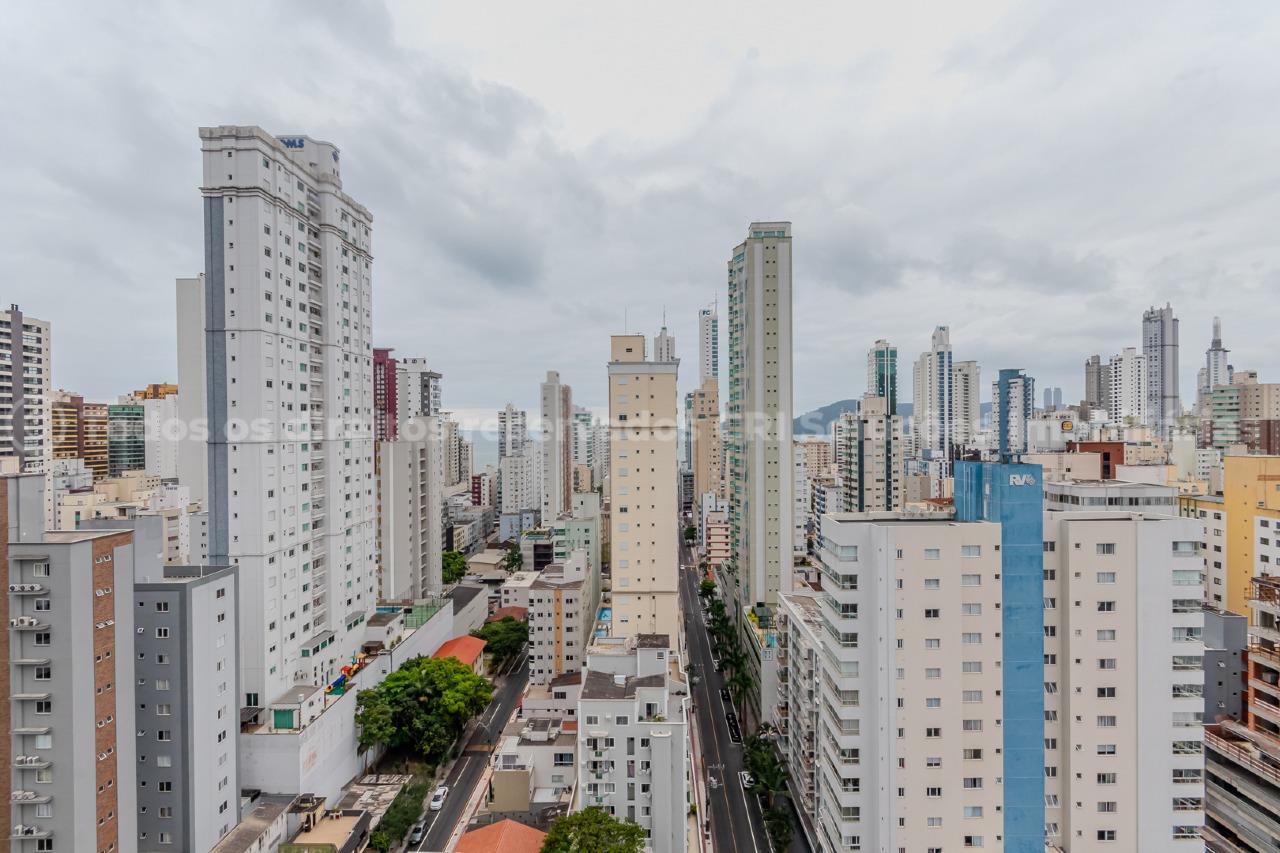 Foto do imóvel Apartamento a venda no Edifico Falcon Tower no centro de Balneário Camboriú