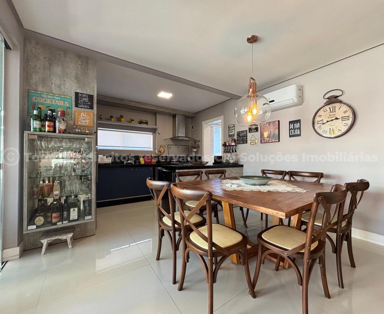 Foto do imóvel Apartamento mobiliado com 3 suítes e lazer completo no Residencial Brisas em Meia Praia – Itapema/SC