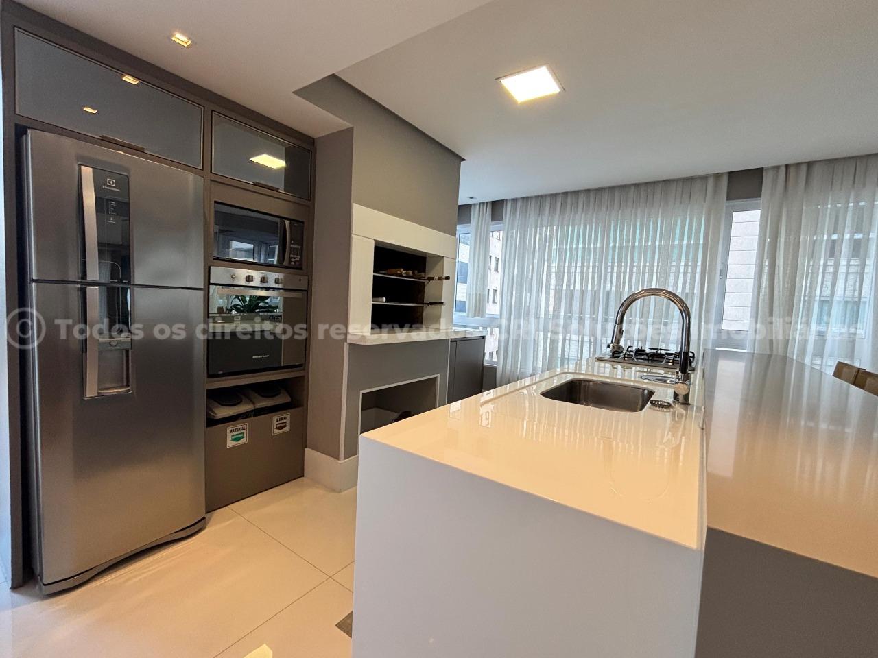 Foto do imóvel Apartamento mobiliado com 3 suítes e lazer completo no Residencial Brisas em Meia Praia – Itapema/SC