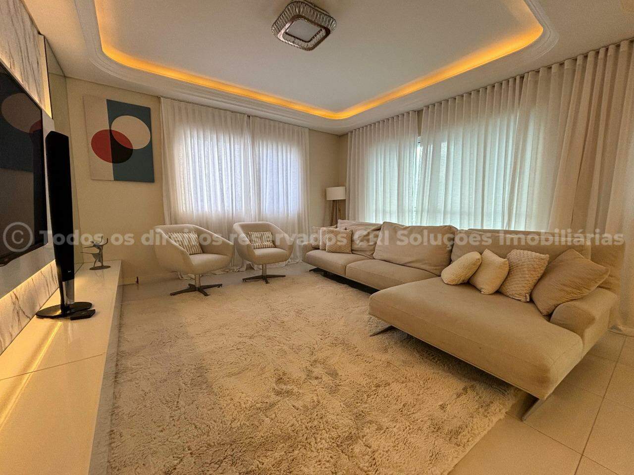 Foto do imóvel Cobertura Duplex Mobiliada com Vista Mar e 4 Suítes no edifício Cidade de Capri em Meia Praia – Itapema/SC