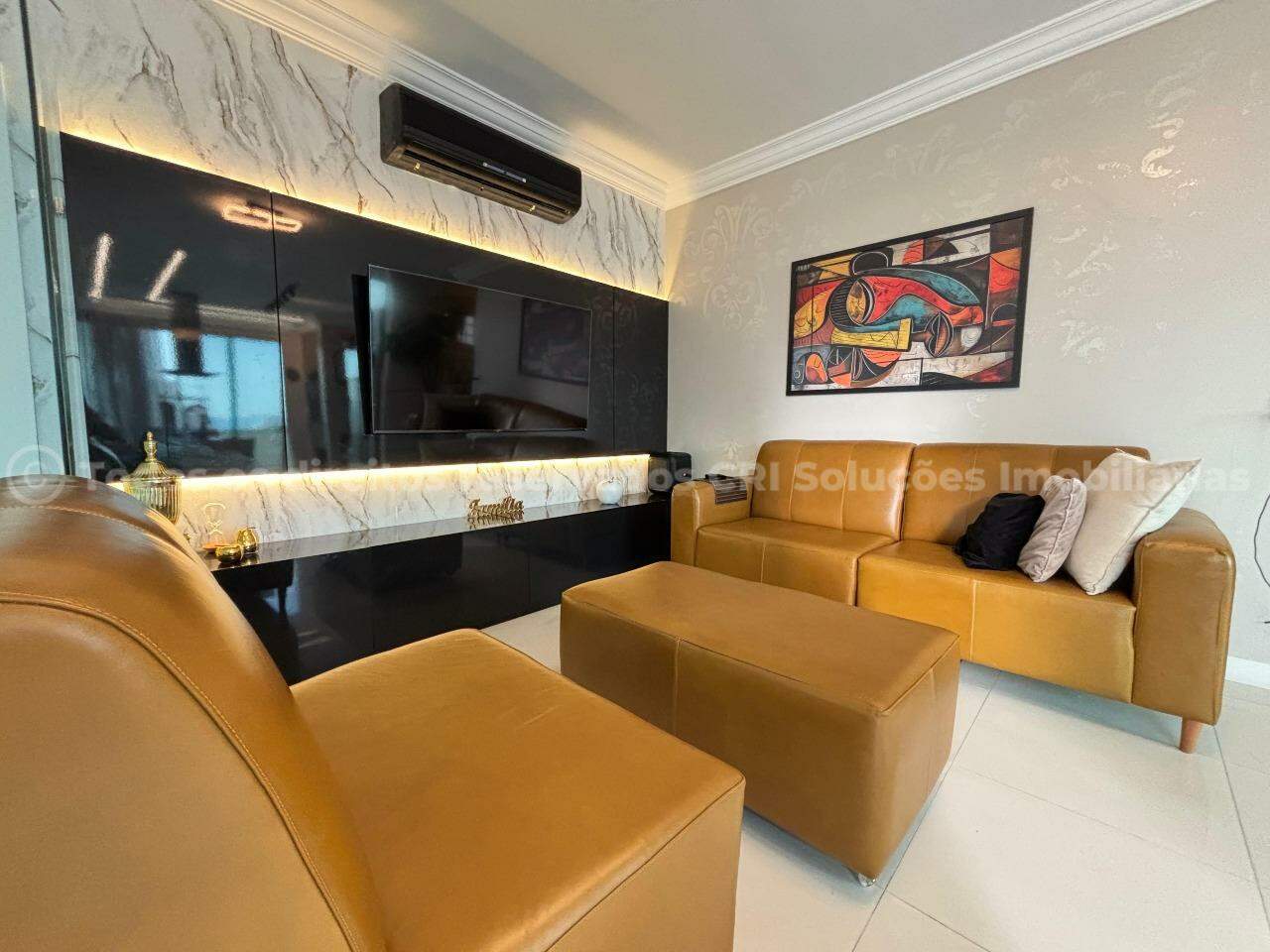 Foto do imóvel Cobertura Duplex Mobiliada com Vista Mar e 4 Suítes no edifício Cidade de Capri em Meia Praia – Itapema/SC