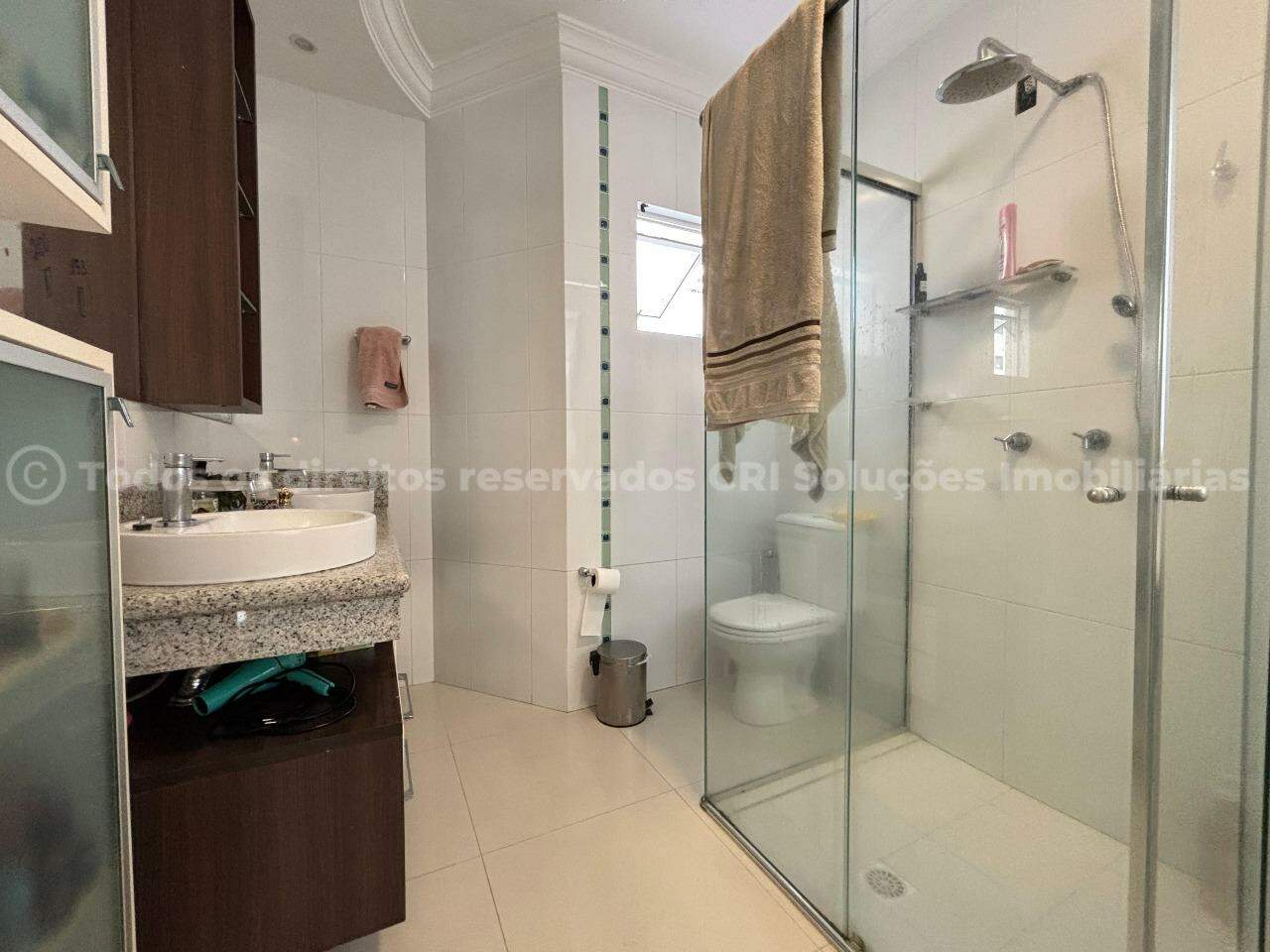Foto do imóvel Cobertura Duplex Mobiliada com Vista Mar e 4 Suítes no edifício Cidade de Capri em Meia Praia – Itapema/SC