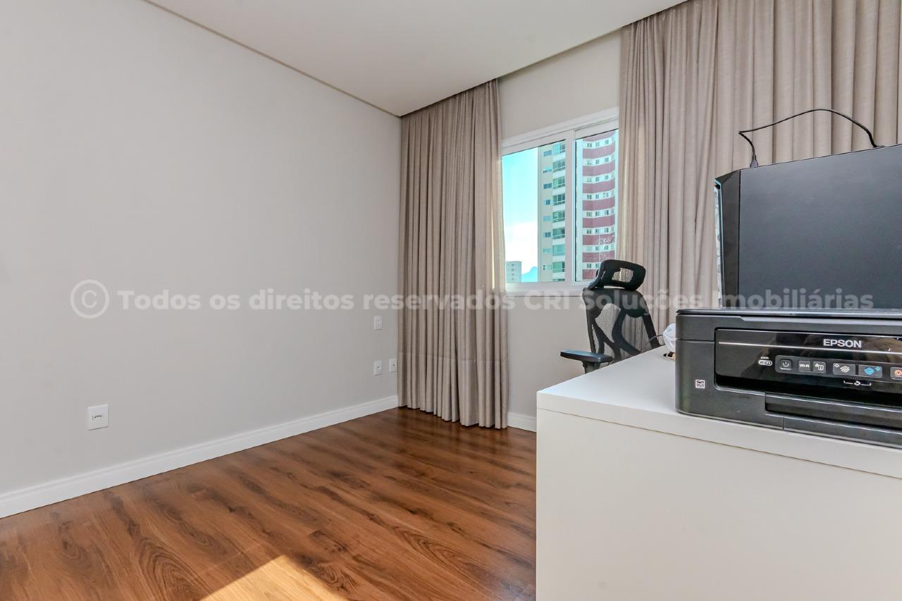 Foto do imóvel Apartamento à venda, 3 quartos, 3 suítes, 3 vagas, Centro - Balneário Camboriú/SC