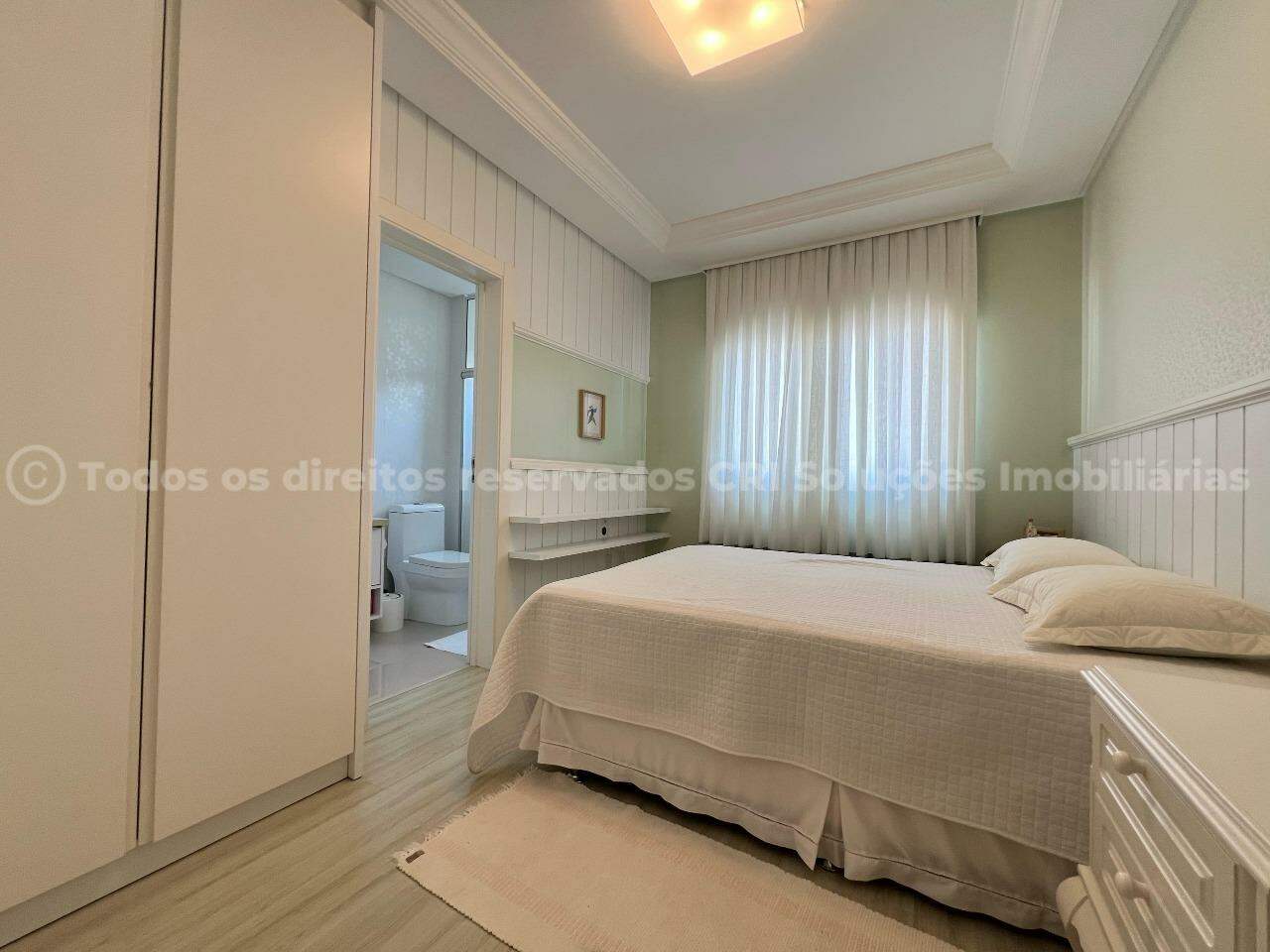 Foto do imóvel Apartamento com 4 Suítes e 3 Vagas no Via Veneto – Mobiliado em Meia Praia, Itapema/SC