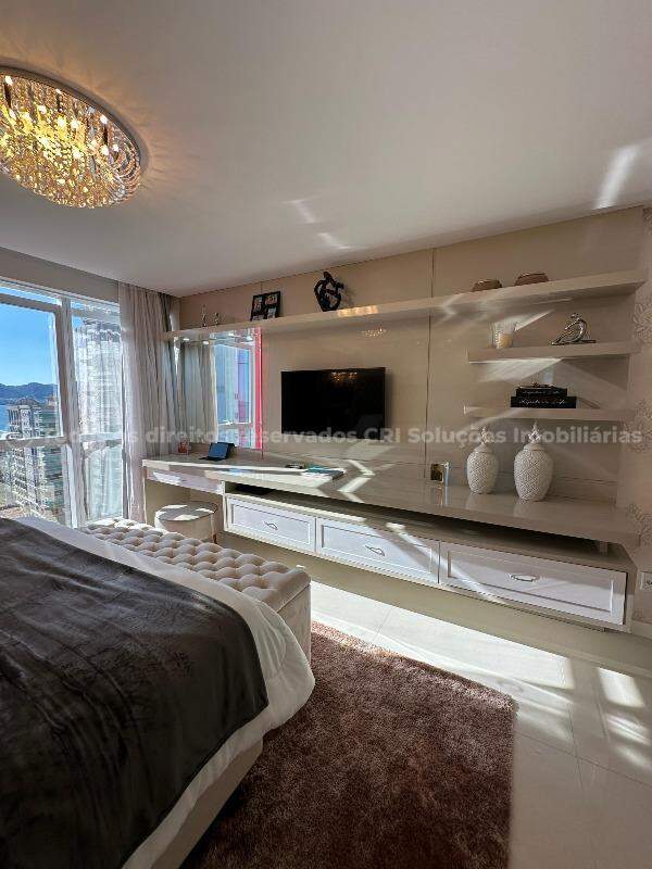 Foto do imóvel Apartamento Alto Padrão com Vista Mar e 4 Suítes no Dubai Tower – Meia Praia, Itapema/SC