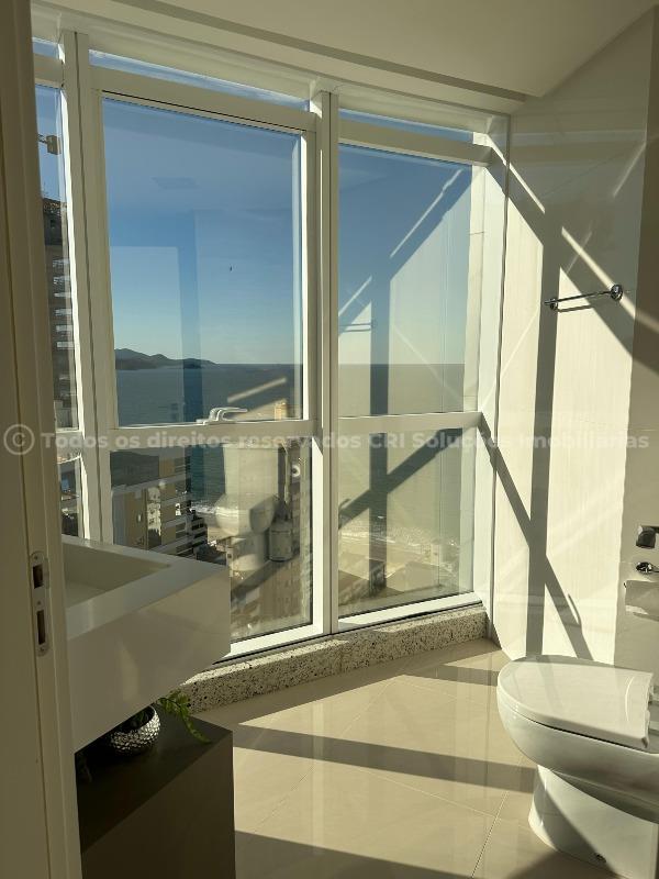 Foto do imóvel Apartamento Alto Padrão com Vista Mar e 4 Suítes no Dubai Tower – Meia Praia, Itapema/SC