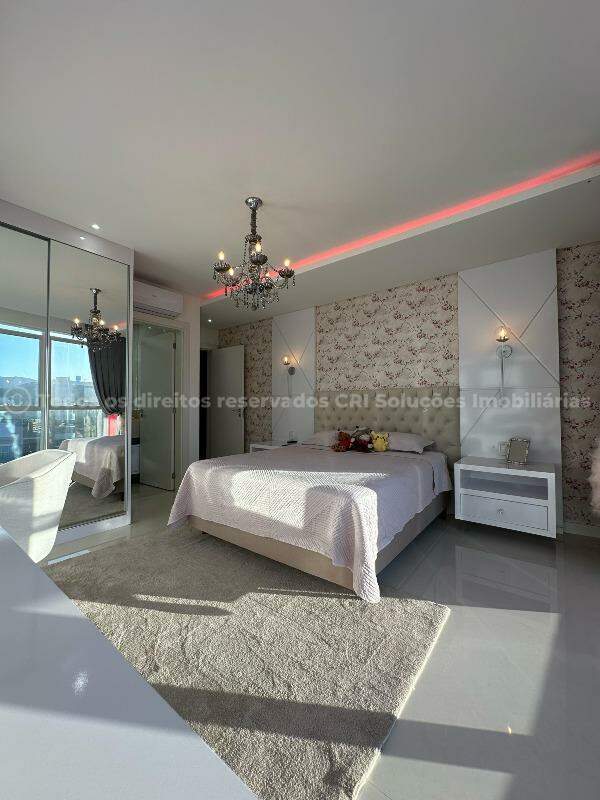 Foto do imóvel Apartamento Alto Padrão com Vista Mar e 4 Suítes no Dubai Tower – Meia Praia, Itapema/SC