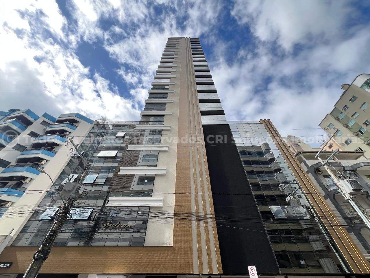 Foto do imóvel Apartamento com 3 Suítes e 3 Vagas no Exuberance Tower – Meia Praia, Itapema/SC