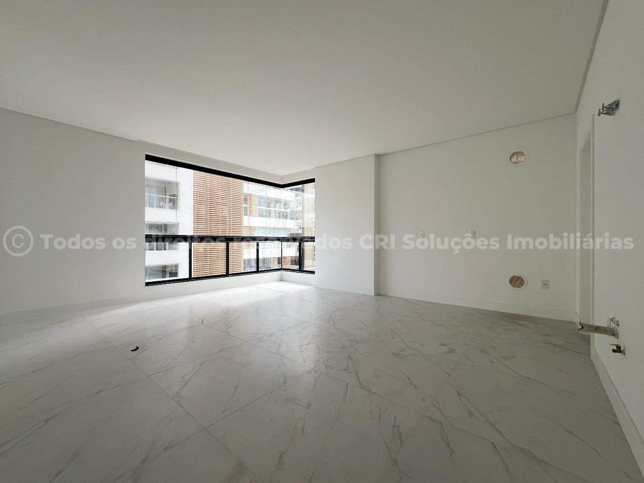 Foto do imóvel Apartamento com 3 Suítes e 3 Vagas no Exuberance Tower – Meia Praia, Itapema/SC