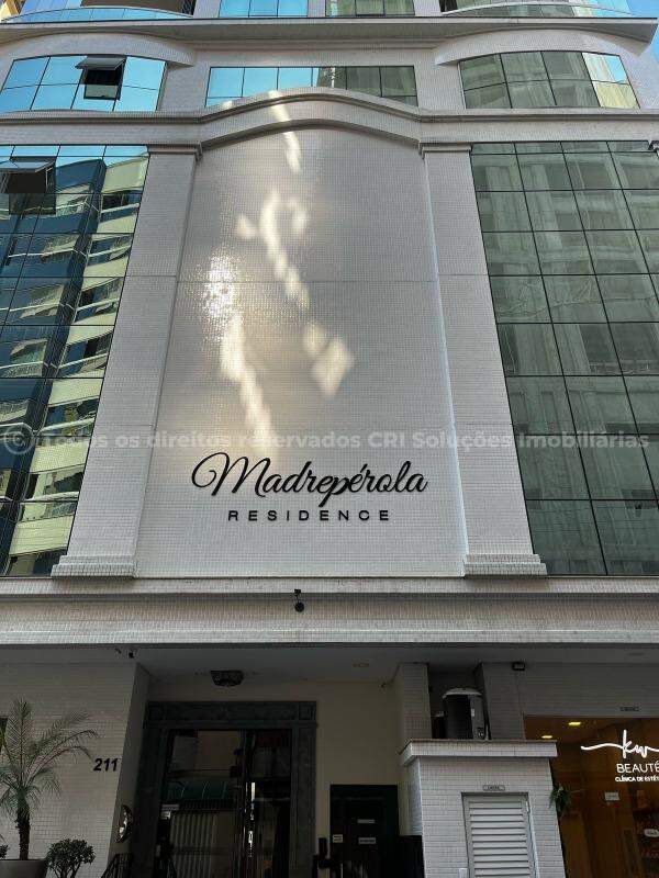 Foto do imóvel Apartamento mobiliado com Vista Mar e 3 Suítes no Residencial Madreperola – Meia Praia, Itapema/SC