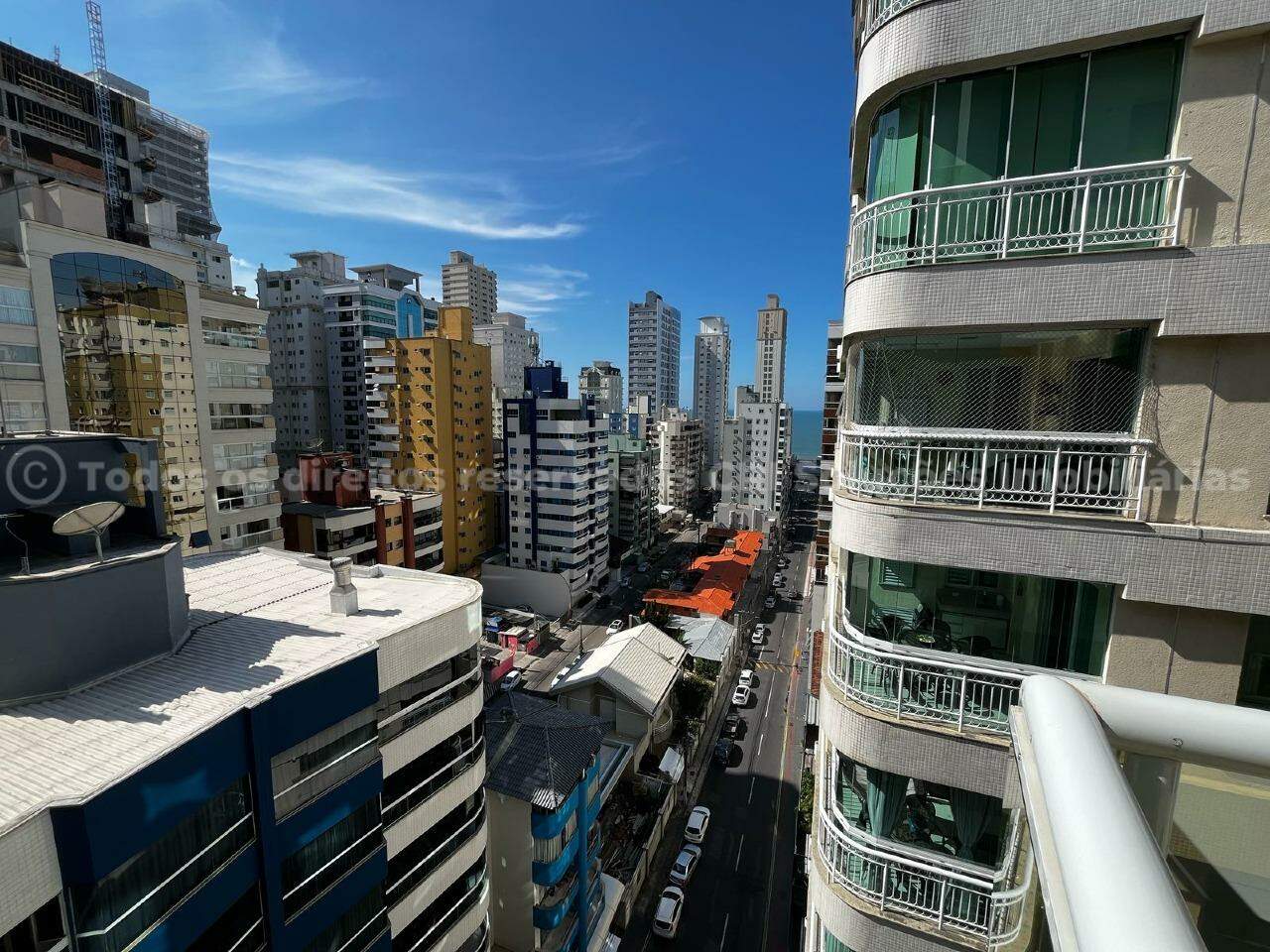 Foto do imóvel Apartamento mobiliado com Vista Mar e 3 Suítes no Residencial Madreperola – Meia Praia, Itapema/SC