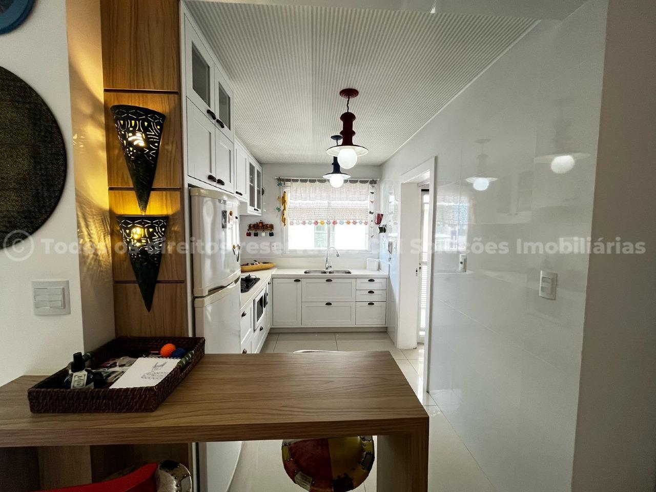 Foto do imóvel Apartamento mobiliado com Vista Mar e 3 Suítes no Residencial Madreperola – Meia Praia, Itapema/SC