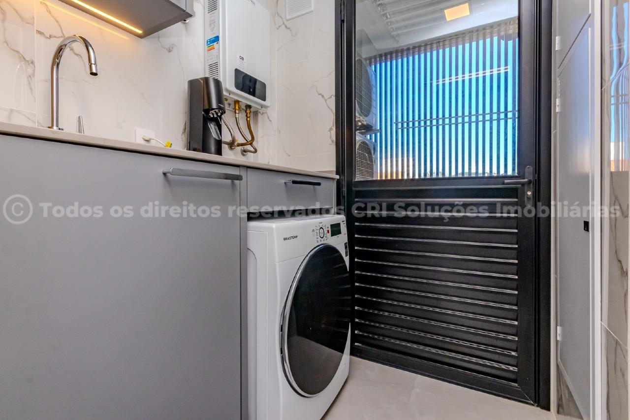 Foto do imóvel Apartamento a venda com 2 suítes e duas vagas de garagem na Praia Brava em Itajaí. 