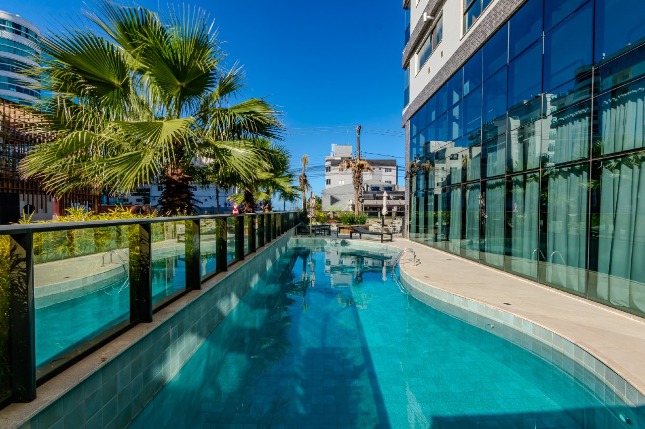 Foto do imóvel Apartamento a venda com 2 suítes e 2 vagas de garagem no Surfers Paradise na Praia Brava em Itajaí