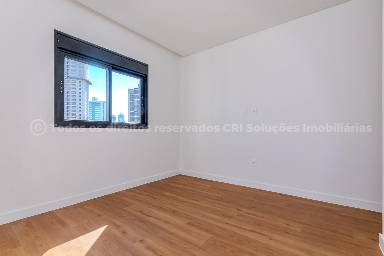 Foto do imóvel Apartamento a venda no Edifício Sun Beach com 04 Dormitórios 02 Suítes no Centro de Balneário Camboriú.