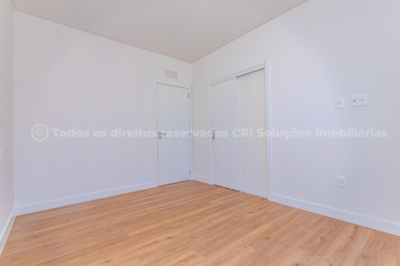 Foto do imóvel Apartamento a venda no Edifício Sun Beach com 04 Dormitórios 02 Suítes no Centro de Balneário Camboriú.