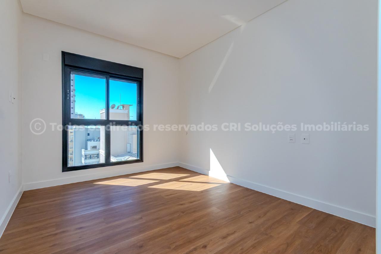 Foto do imóvel Apartamento a venda no Edifício Sun Beach com 04 Dormitórios 02 Suítes no Centro de Balneário Camboriú.