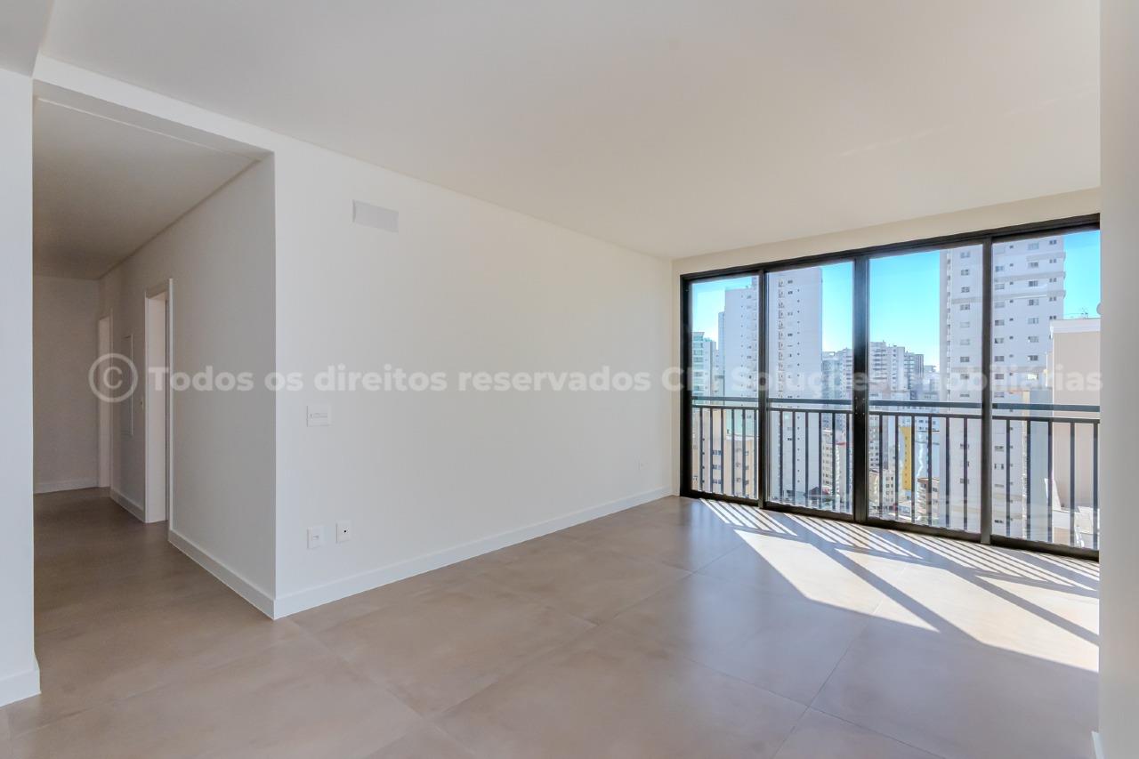 Foto do imóvel Apartamento a venda no Edifício Sun Beach com 04 Dormitórios 02 Suítes no Centro de Balneário Camboriú.
