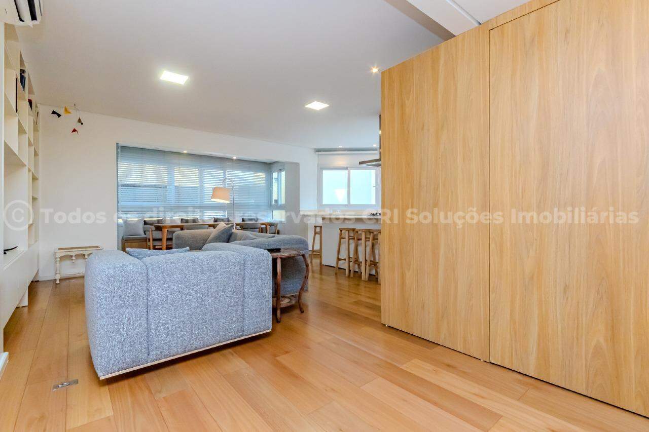 Foto do imóvel Apartamento 4 suítes Edifício Residencial Mariscal Centro Balneário Camboriú
