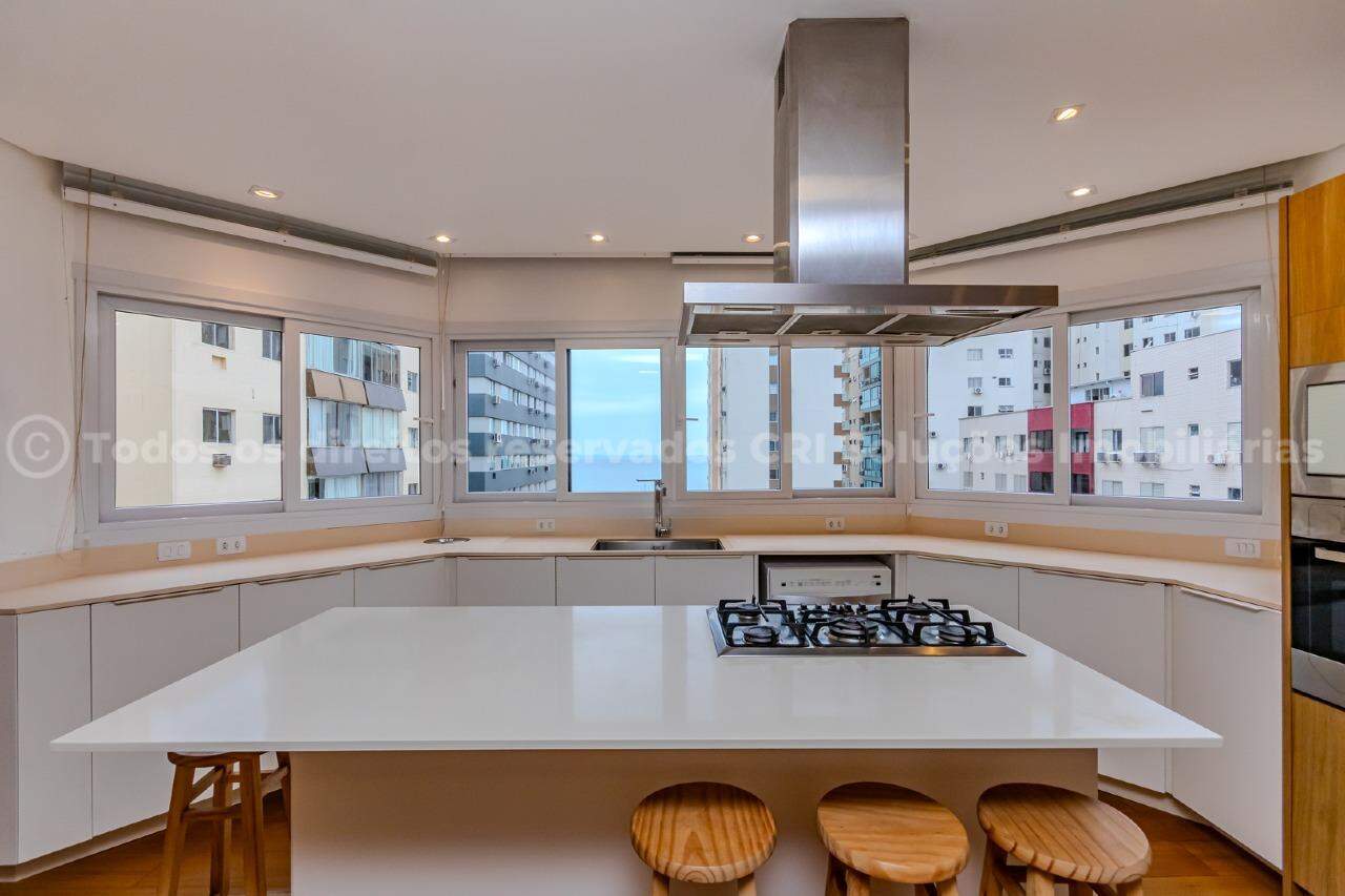 Foto do imóvel Apartamento 4 suítes Edifício Residencial Mariscal Centro Balneário Camboriú