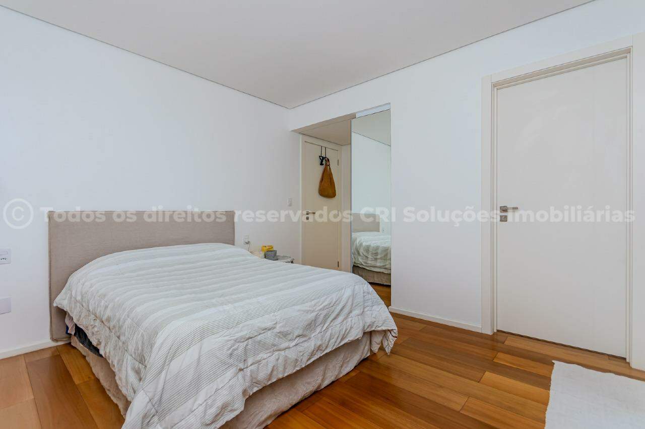 Foto do imóvel Apartamento 4 suítes Edifício Residencial Mariscal Centro Balneário Camboriú