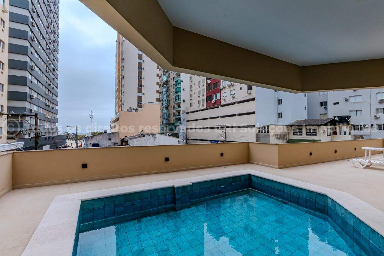 Foto do imóvel Apartamento 4 suítes Edifício Residencial Mariscal Centro Balneário Camboriú