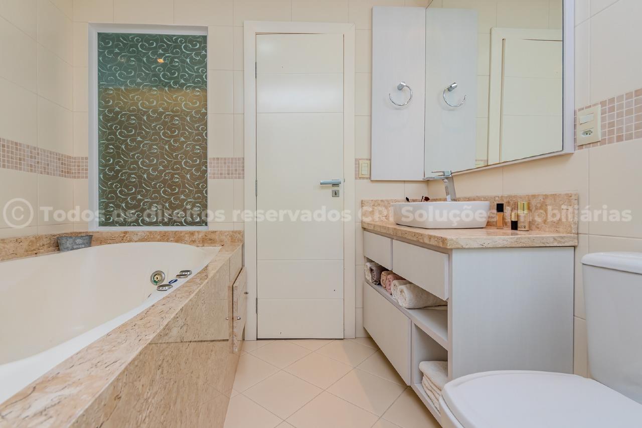 Foto do imóvel Apartamento a venda no Edifício Villa do Mar com 04 Dormitórios 04 Suítes na Meia Praia em Itapema.