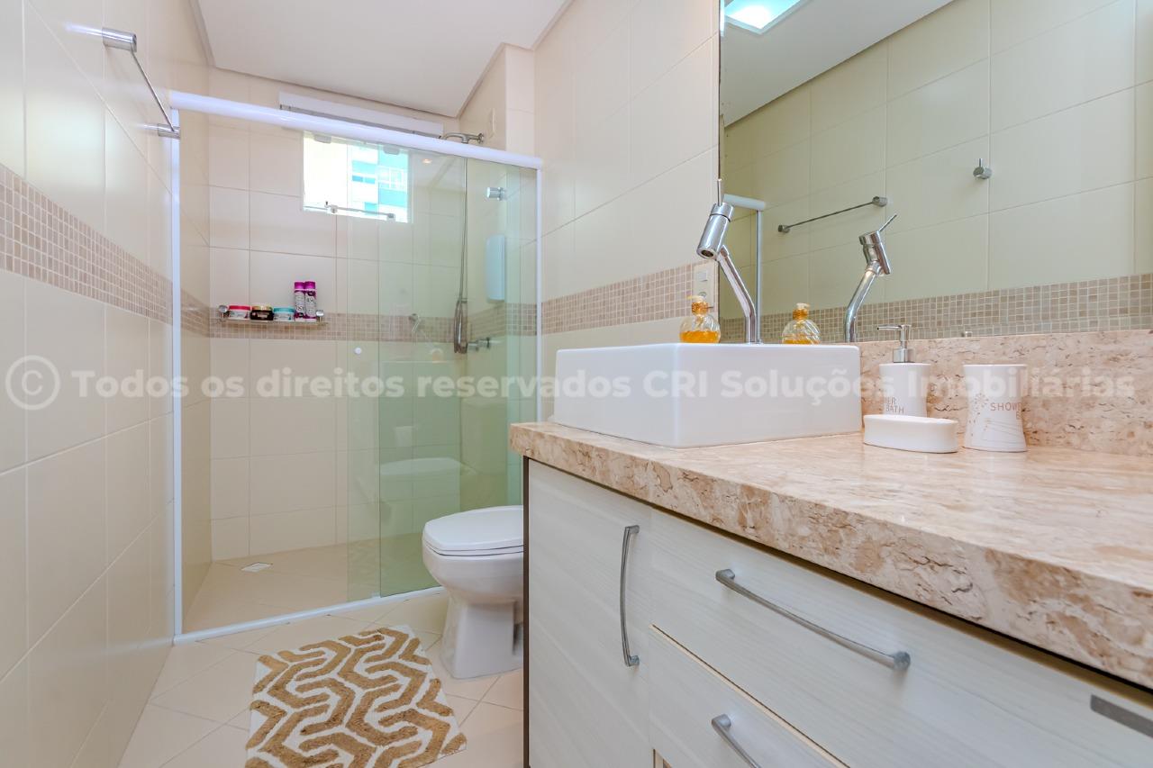 Foto do imóvel Apartamento a venda no Edifício Villa do Mar com 04 Dormitórios 04 Suítes na Meia Praia em Itapema.