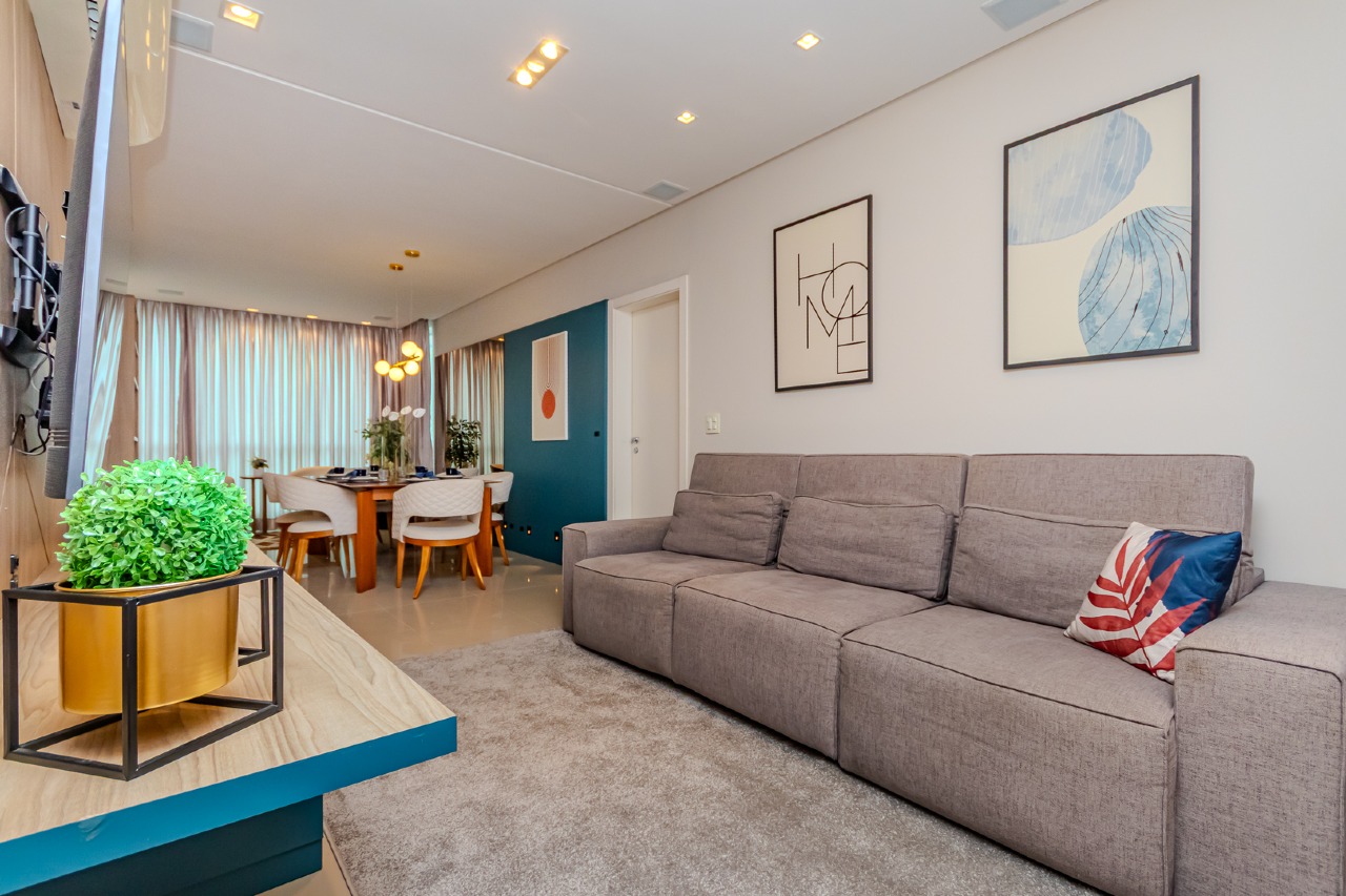 Apartamento com 3 suítes no Edifício Ilha D´Montserrat em Balneário Camboriú