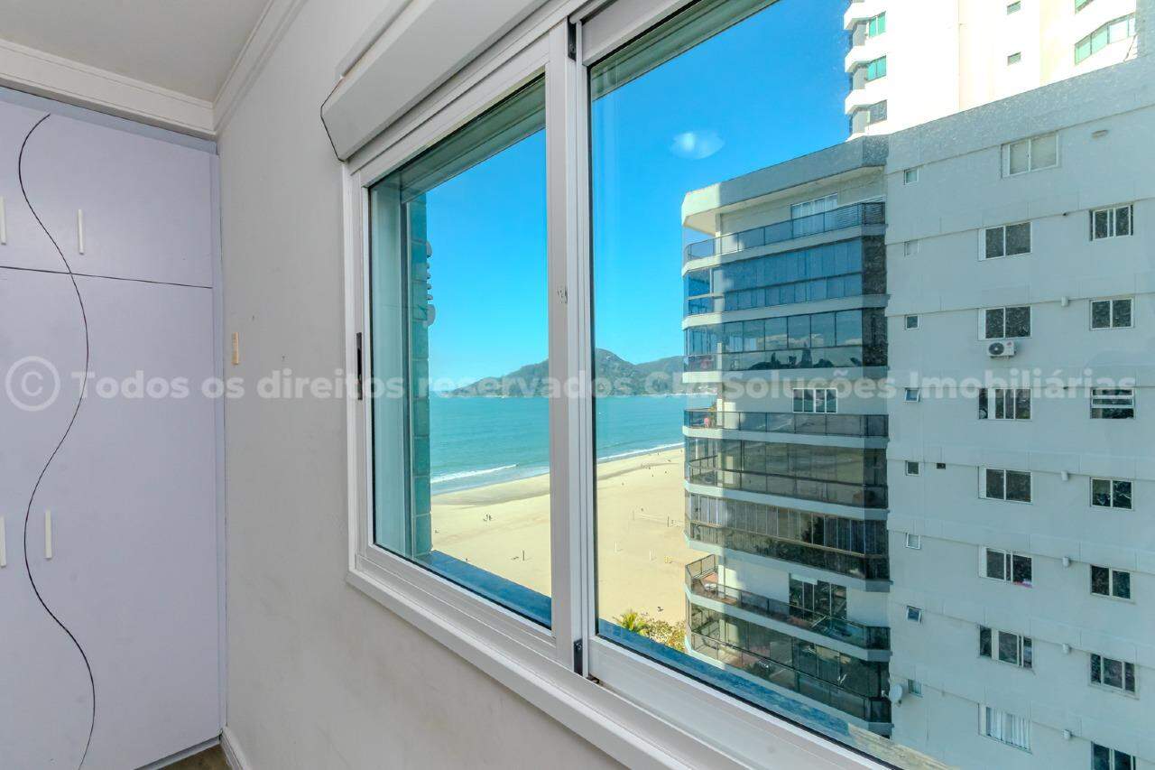 Foto do imóvel Apartamento frente mar com 3 suítes na Avenida Atlântica de Balneário Camboriú