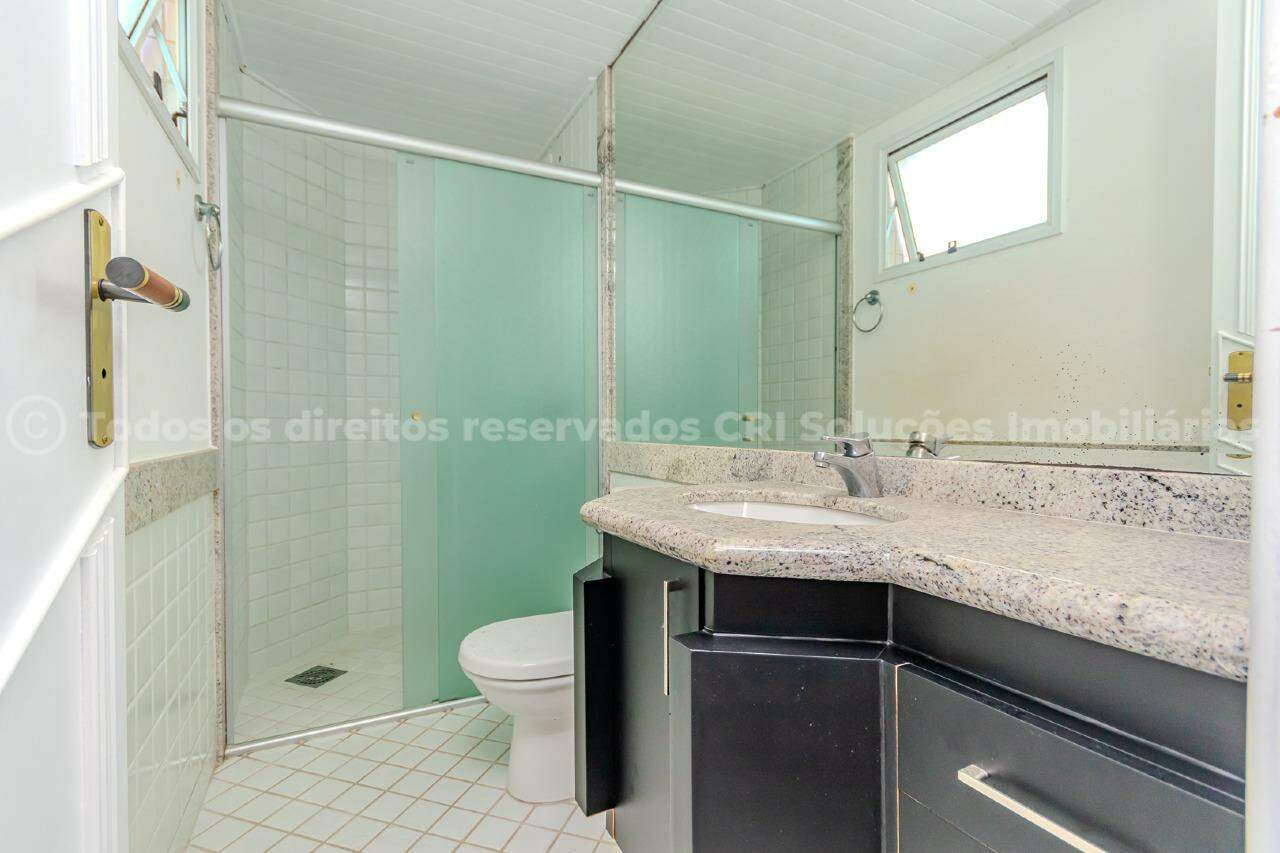 Foto do imóvel Apartamento frente mar com 3 suítes na Avenida Atlântica de Balneário Camboriú