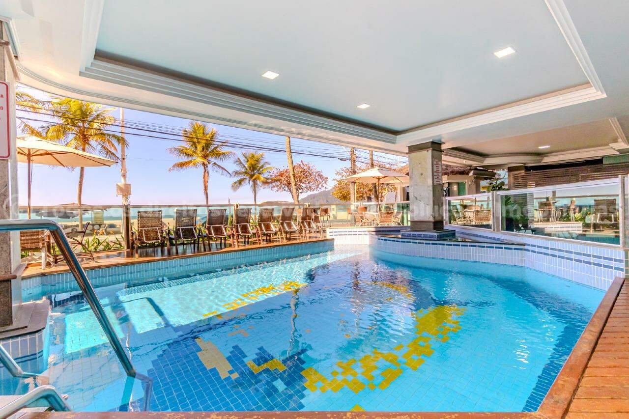 Foto do imóvel Apartamento frente mar com 3 suítes na Avenida Atlântica de Balneário Camboriú