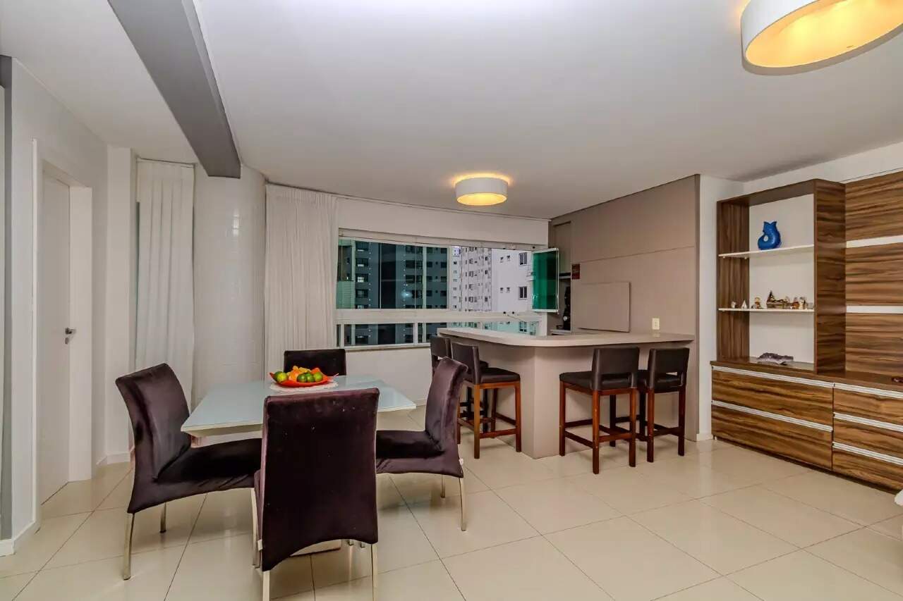 Foto do imóvel Apartamento 3 Dormitórios à Venda no Edifício Maria Regina – Centro, Balneário Camboriú