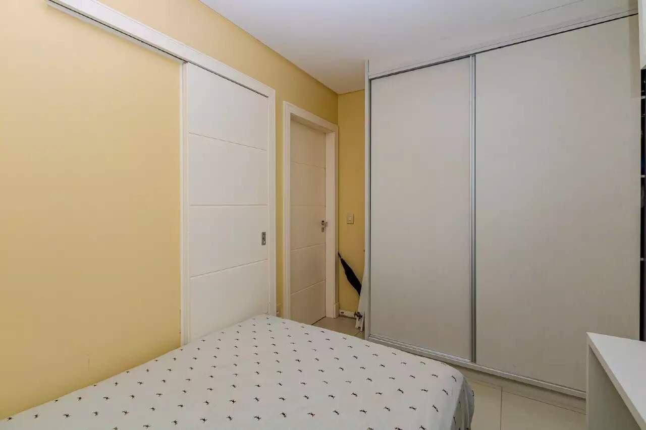 Foto do imóvel Apartamento 3 Dormitórios à Venda no Edifício Maria Regina – Centro, Balneário Camboriú