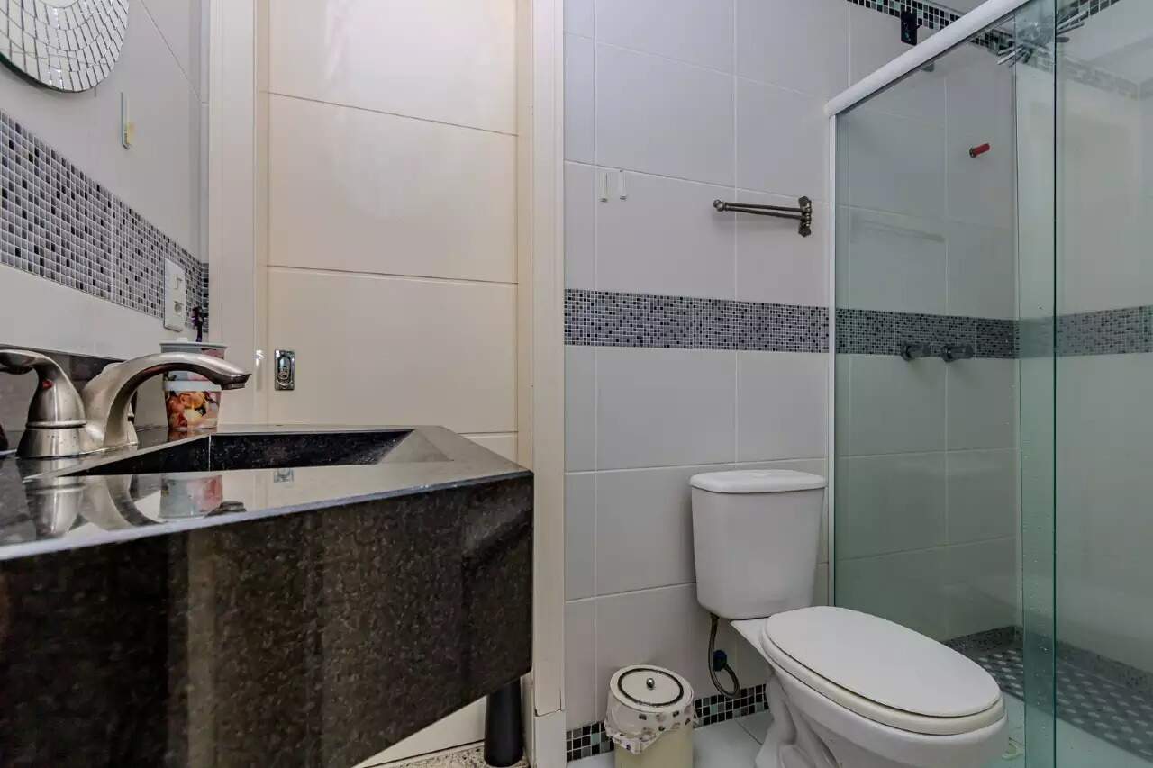 Foto do imóvel Apartamento 3 Dormitórios à Venda no Edifício Maria Regina – Centro, Balneário Camboriú