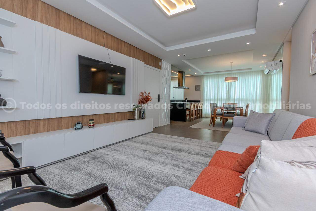Foto do imóvel Apartamento no Villa Alba – 4 Quartos, 4 Suítes, 5 Banheiros e 3 Vagas no Centro de Balneário Camboriú