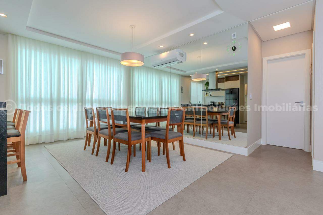 Foto do imóvel Apartamento no Villa Alba – 4 Quartos, 4 Suítes, 5 Banheiros e 3 Vagas no Centro de Balneário Camboriú