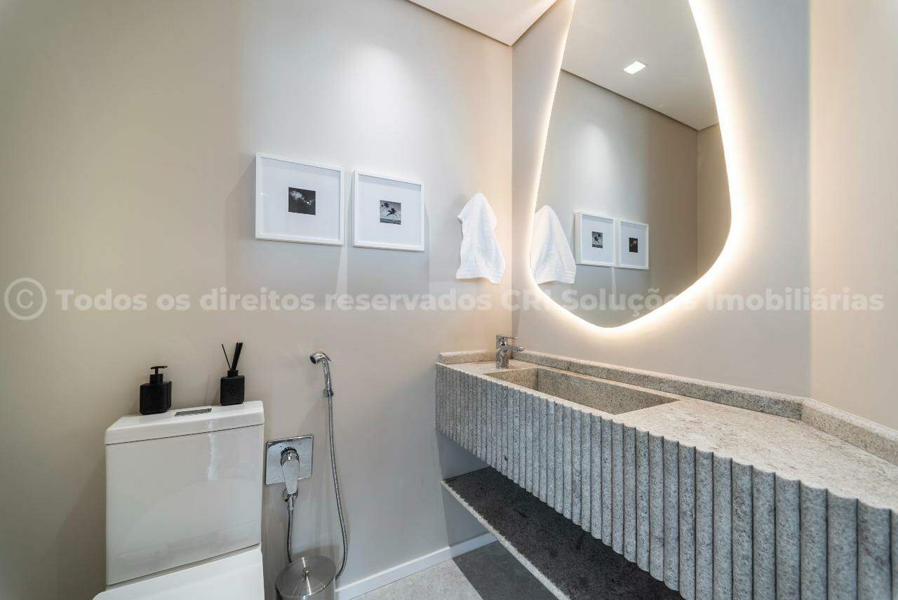 Foto do imóvel Apartamento 5 suítes no Theiss Heim Barra Sul Balneário Camboriú