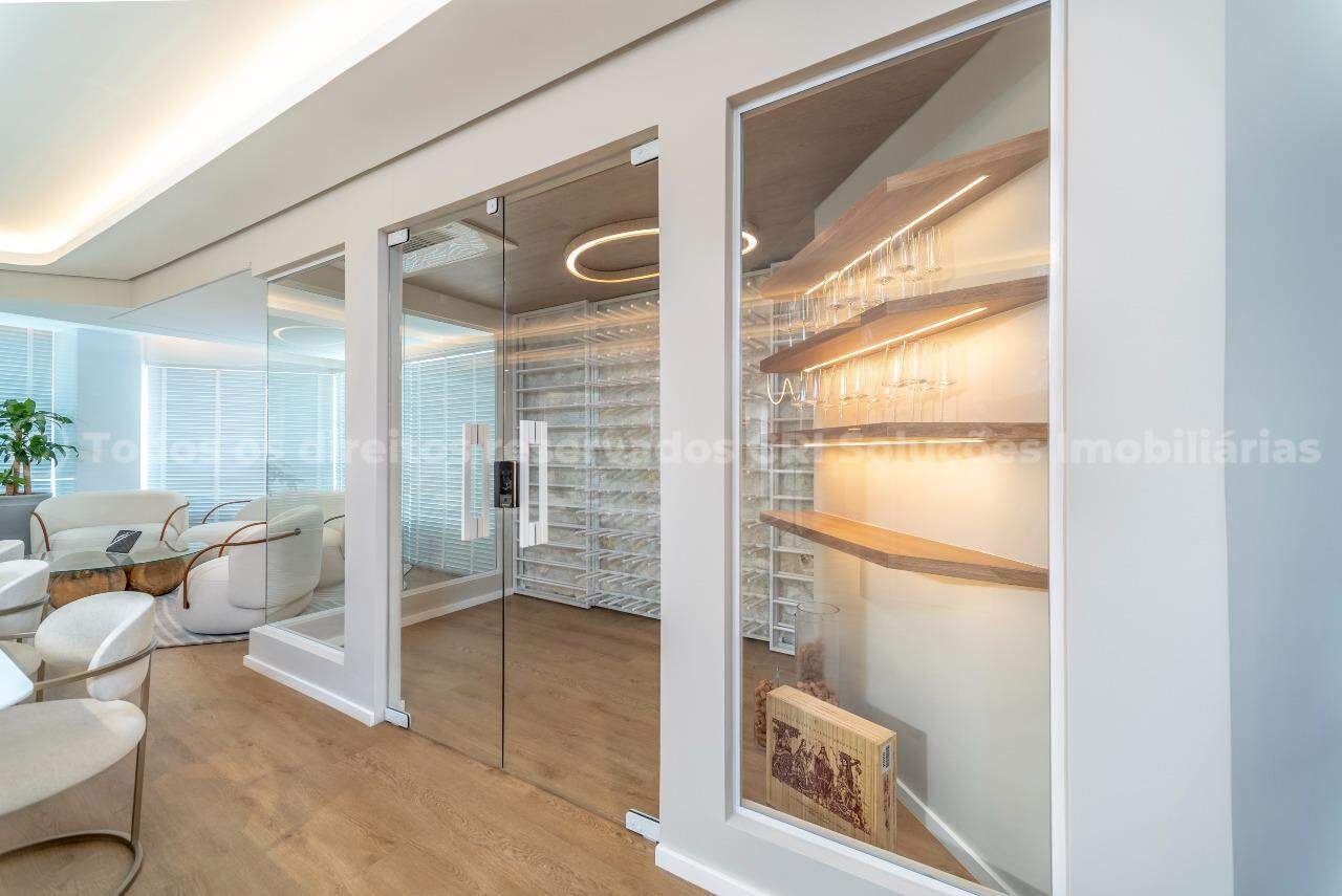 Foto do imóvel Apartamento 5 suítes no Theiss Heim Barra Sul Balneário Camboriú