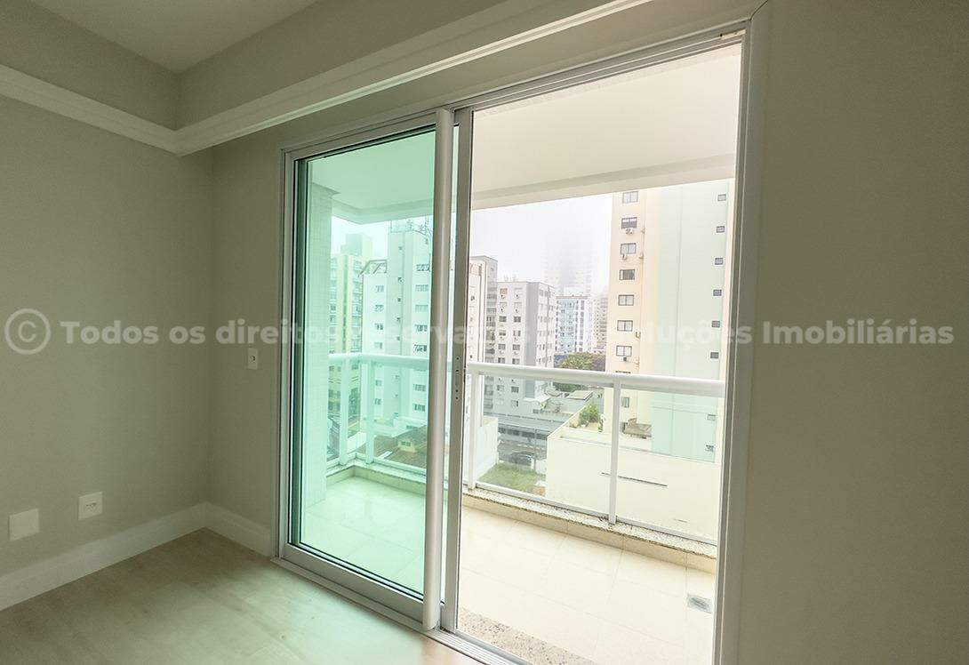 Foto do imóvel Apartamento à venda com 3 suítes e 3 vagas de garagem no Villa Florence de Balneário Camboriú