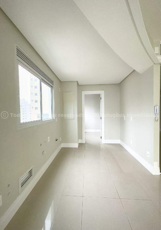 Foto do imóvel Apartamento à venda com 3 suítes e 3 vagas de garagem no Villa Florence de Balneário Camboriú