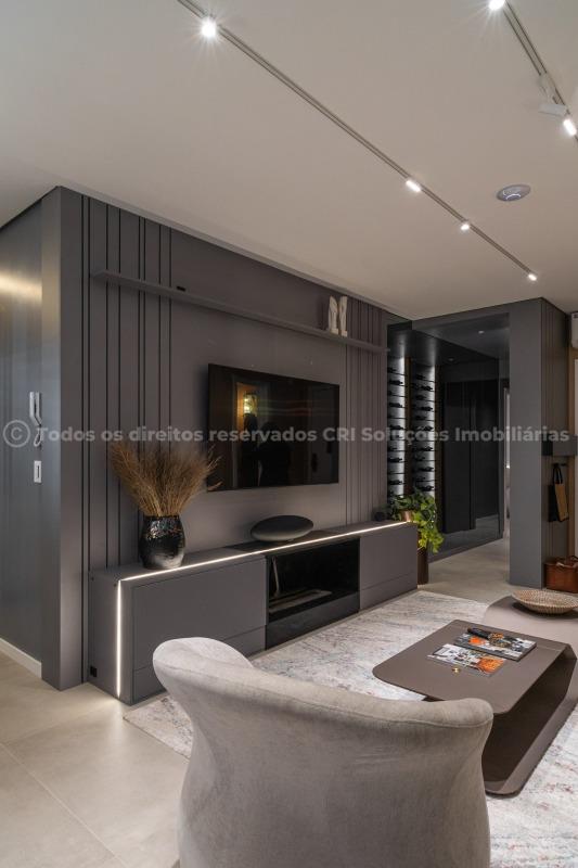 Apartamento com 4 quartos no Edifício Farol de Valença no Centro em Balneário Camboriú