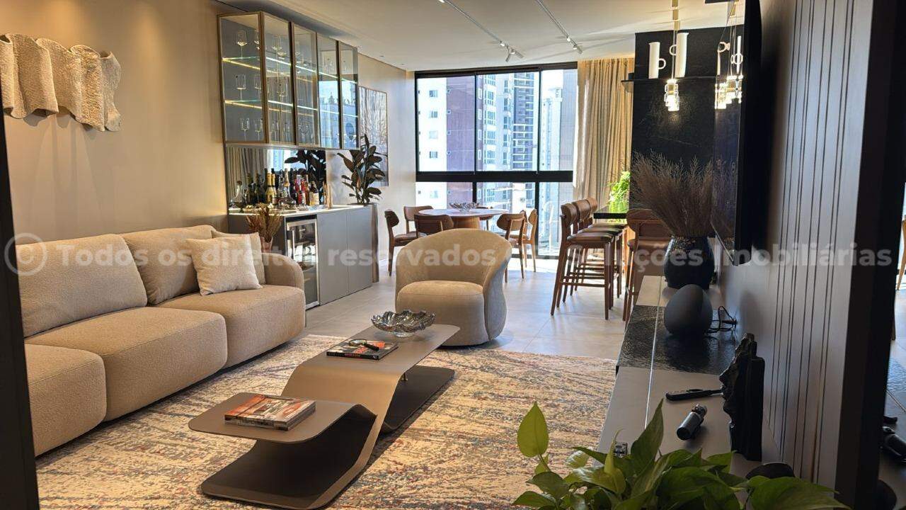 Foto do imóvel Apartamento 4 dormitórios Edifício Farol de Valença Balneário Camboriú