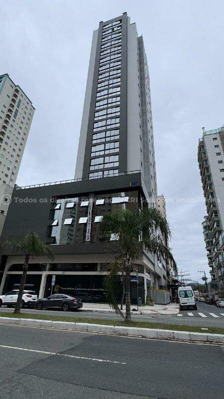 Foto do imóvel Apartamento 4 dormitórios Edifício Farol de Valença Balneário Camboriú