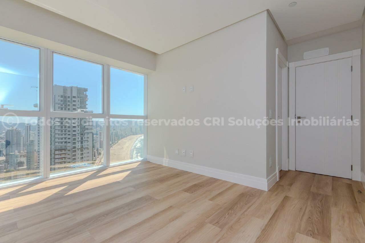 Foto do imóvel Apartamento à venda com 4 suítes e 4 vagas de garagem no One Tower na Barra Sul de Balneário Camboriú