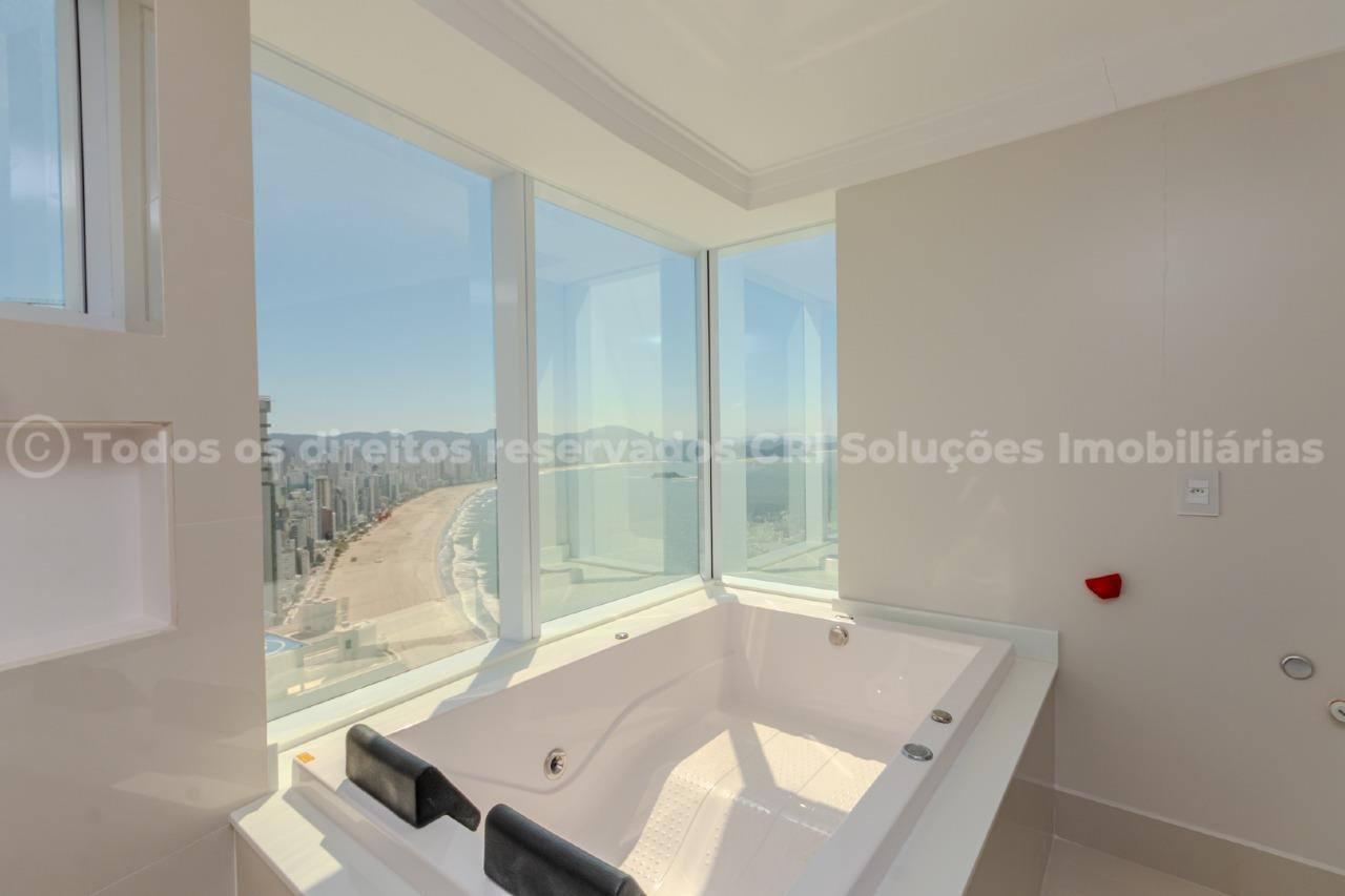 Foto do imóvel Apartamento à venda com 4 suítes e 4 vagas de garagem no One Tower na Barra Sul de Balneário Camboriú